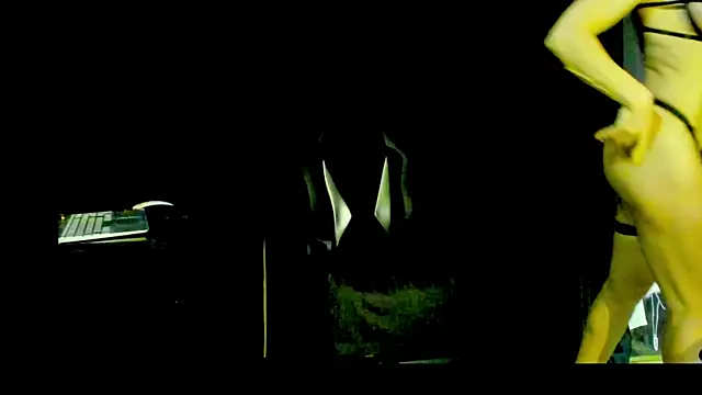 Snapshot of dia_moonlight2 chatting on 03.11.25 dia moonlight2 online show from 03.11.25