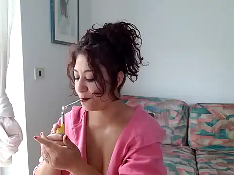 danasantoreal online show from 09.17.25