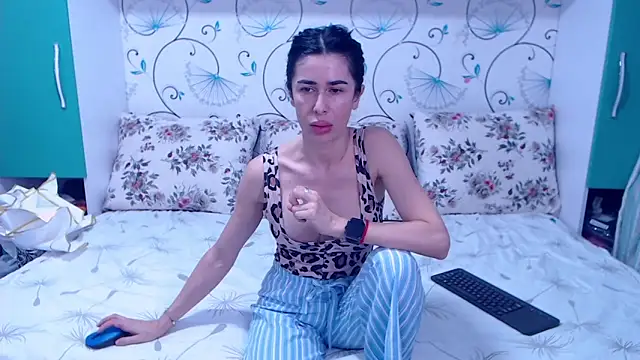 demiemorre online show from 01.24.25