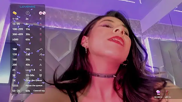 Sara Foxx1 online show from 01.31.25