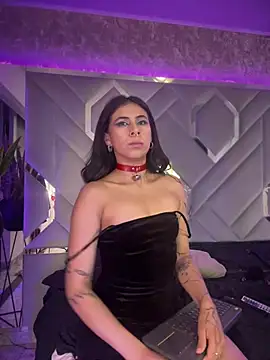 Sara Foxx1 online show from 03.04.25