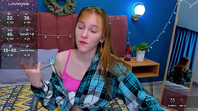 Snapshot of VanillaKelly chatting on 12.24.24 VanillaKelly online show from 12.24.24