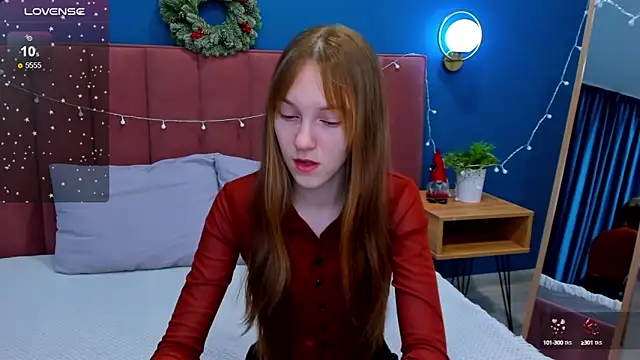 Snapshot of VanillaKelly chatting on 12.28.24 VanillaKelly online show from 12.28.24