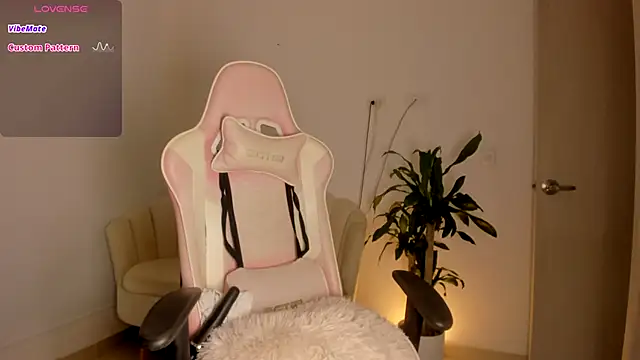 LittleSofia  online show from 11.02.25