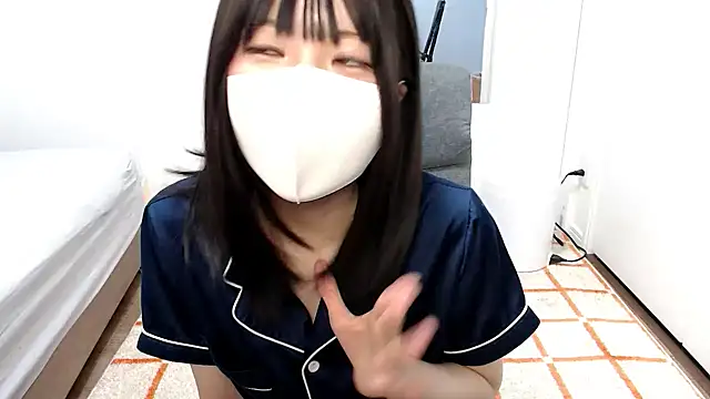  mi tsu ki  online show from 12.22.24