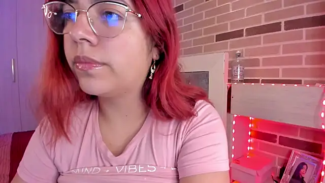 Snapshot of Rousse_Collinss chatting on 12.12.24 Rousse Collinss online show from 12.12.24