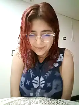 Snapshot of Rousse_Collinss chatting on 02.07.25 Rousse Collinss online show from 02.07.25