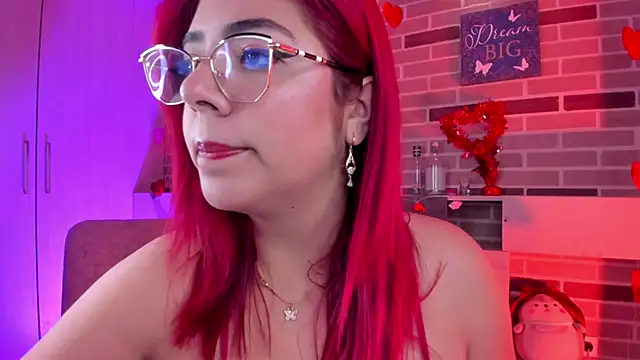 Snapshot of Rousse_Collinss chatting on 03.03.25 Rousse Collinss online show from 03.03.25