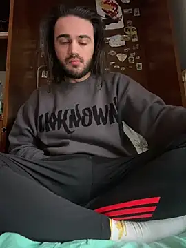 Snapshot of nibrankd chatting on 03.08.25 nibrankd online show from 03.08.25