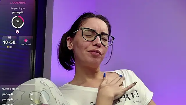 Snapshot of RitaSonnet chatting on 01.24.25 RitaSonnet online show from 01.24.25