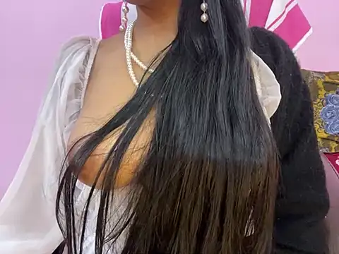 Snapshot of roshni-5 chatting on 01.01.25 roshni-5 online show from 01.01.25