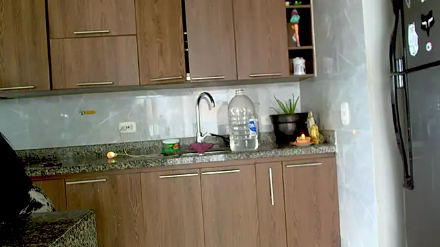 Snapshot of adan_eva960 chatting on 01.28.25 adan eva960 online show from 01.28.25