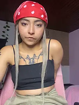 Snapshot of _Gothiccbitch_ chatting on 01.11.25  Gothiccbitch  online show from 01.11.25