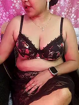 Snapshot of joya_bhabi chatting on 03.01.25 joya bhabi online show from 03.01.25