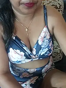 Snapshot of joya_bhabi chatting on 09.11.25 joya bhabi online show from 09.11.25