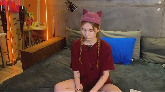 izi-fox online show from 10.06.25