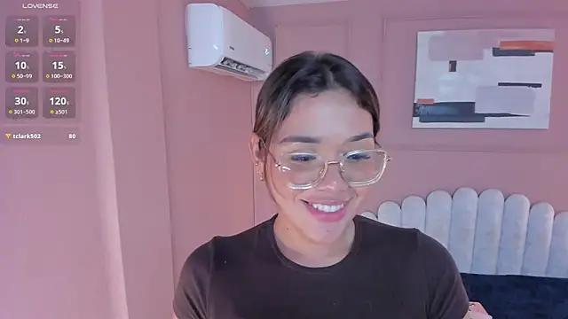 Snapshot of mara_brooks chatting on 03.16.25 mara brooks online show from 03.16.25