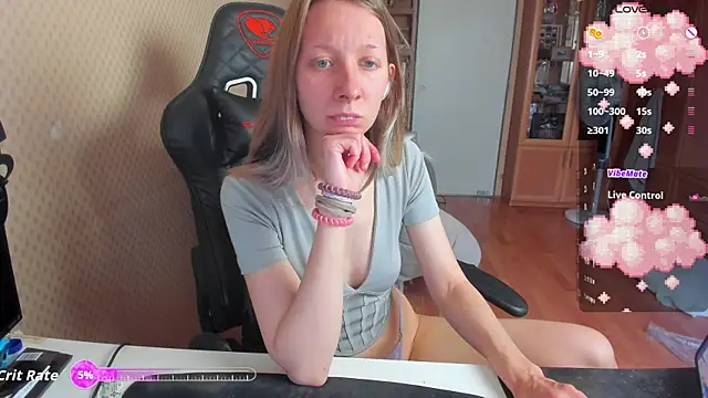 Snapshot of cutieMila chatting on 09.17.25 cutieMila online show from 09.17.25