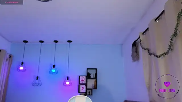 Peggy Funn online show from 12.30.24