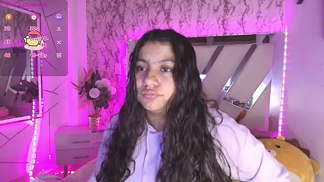 Snapshot of Miaa_Smiith1 chatting on 12.10.24 Miaa Smiith1 online show from 12.10.24