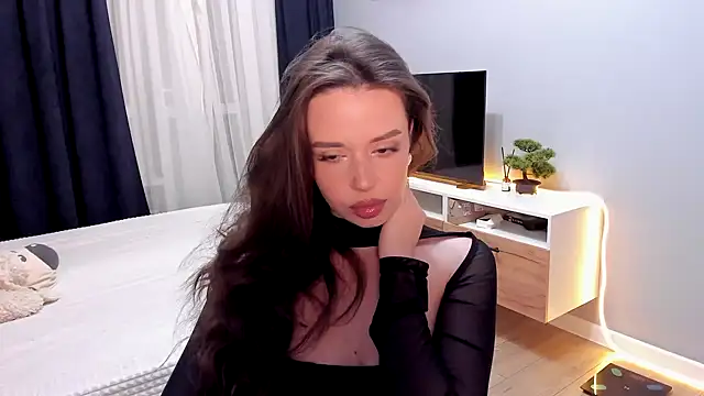 Snapshot of AmeliaBrian chatting on 12.13.24 AmeliaBrian online show from 12.13.24