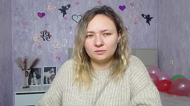 Snapshot of SallyVerda chatting on 02.01.25 SallyVerda online show from 02.01.25
