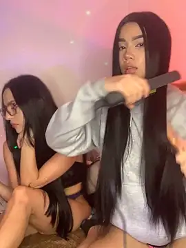 Snapshot of Ambar_R0SSE chatting on 02.22.25 Ambar R0SSE online show from 02.22.25