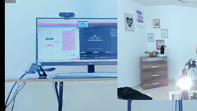 Daki Ume  online show from 10.01.25