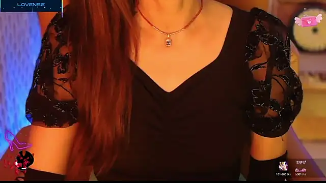 Snapshot of _Blue_Ruubyy_ chatting on 10.16.25 Blue Ruubyy online show from 10.16.25