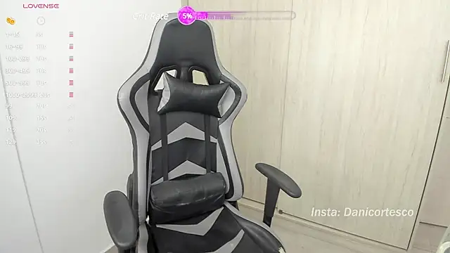Snapshot of barbie_millit chatting on 12.14.24 barbie millit online show from 12.14.24