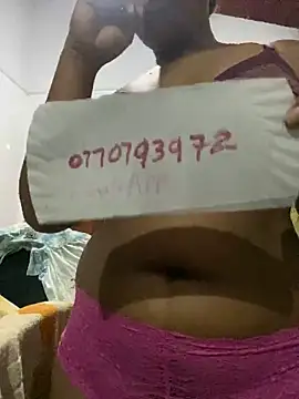 Snapshot of Annstella chatting on 01.26.25 Annstella online show from 01.26.25