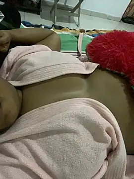 Snapshot of Annstella chatting on 02.17.25 Annstella online show from 02.17.25