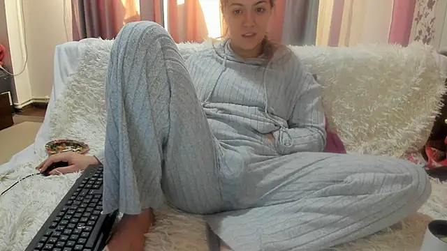 Dyana Kaylinn online show from 01.07.25