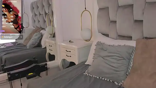 Snapshot of PamelaMendez_ chatting on 03.15.25 PamelaMendez online show from 03.15.25