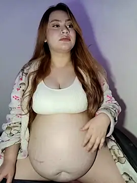 Snapshot of Scarlet_garnet chatting on 02.14.25 Scarlet garnet online show from 02.14.25