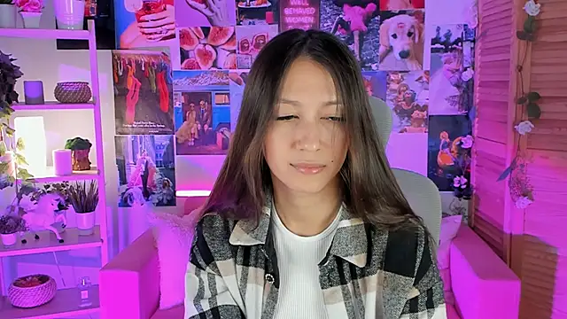 LanaBaker online show from 01.03.25