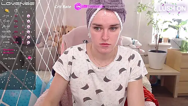 Bella  Swoon online show from 09.17.25