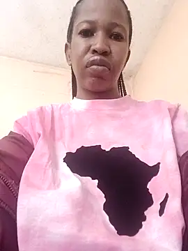 Snapshot of YourSubDesire chatting on 09.18.25 YourSubDesire online show from 09.18.25