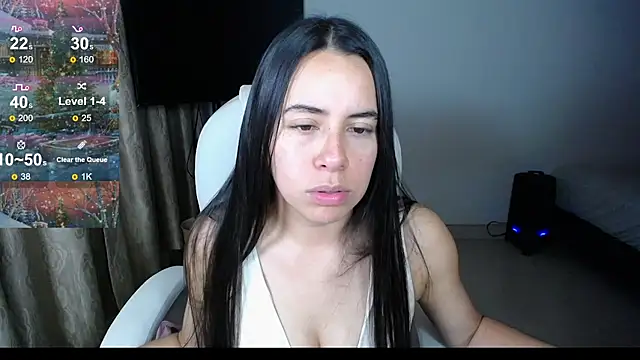 Snapshot of Mariam_Gomezxxx chatting on 12.18.24 Mariam Gomezxxx online show from 12.18.24