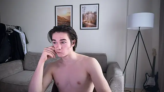 Snapshot of MarkusDean chatting on 01.17.25 MarkusDean online show from 01.17.25