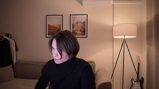 Snapshot of MarkusDean chatting on 01.20.25 MarkusDean online show from 01.20.25