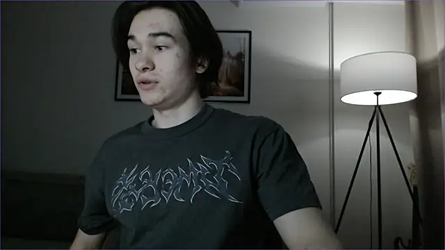 Snapshot of MarkusDean chatting on 02.02.25 MarkusDean online show from 02.02.25
