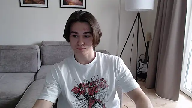 Snapshot of MarkusDean chatting on 02.06.25 MarkusDean online show from 02.06.25