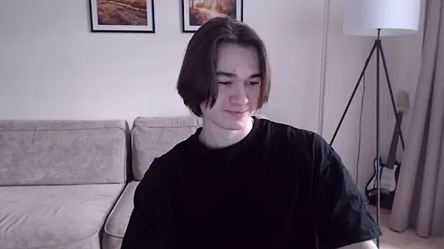 Snapshot of MarkusDean chatting on 03.02.25 MarkusDean online show from 03.02.25