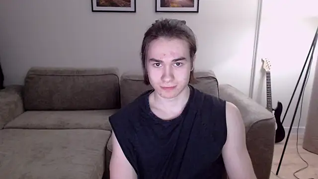 Snapshot of MarkusDean chatting on 03.12.25 MarkusDean online show from 03.12.25