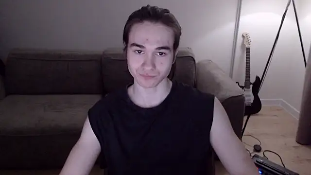 Snapshot of MarkusDean chatting on 03.20.25 MarkusDean online show from 03.20.25