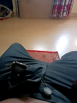 Snapshot of Boy3212 chatting on 12.28.24 Boy3212 online show from 12.28.24