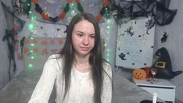 KaraCriegs online show from 11.01.25