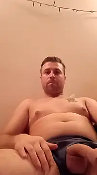 Snapshot of LucianM6 chatting on 01.03.25 LucianM6 online show from 01.03.25