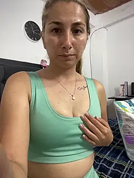 Iris love18 online show from 03.17.25